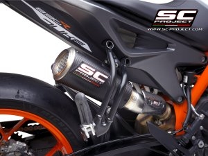  KTM / 890 Duke R / 2021